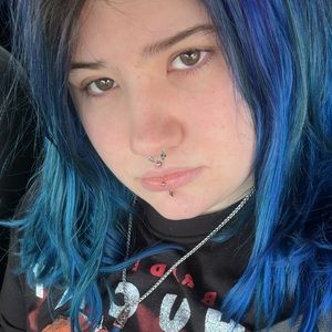 Meet your Posher, Jade